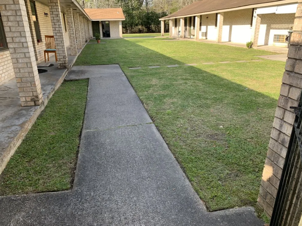 Custom yard maintenance for beautiful yards across Slidell, LA - All Pro Landscaping