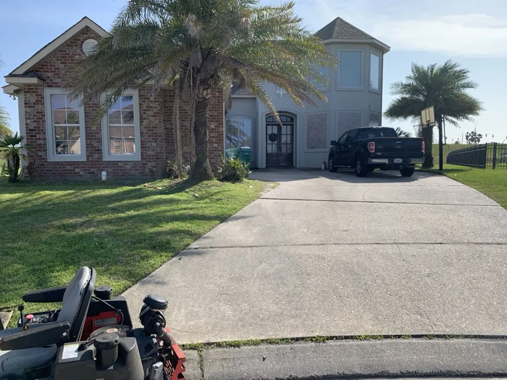 Trusted outdoor landscaping for year-round maintenance across Slidell, LA - All Pro Landscaping