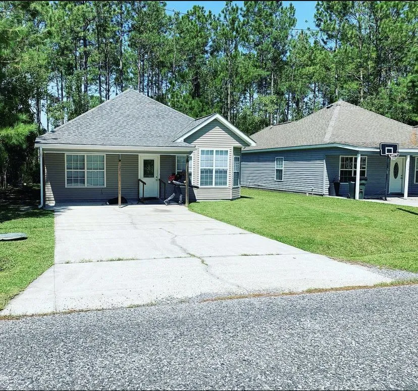 Custom yard cleanup service in Slidell, LA by All Pro Landscaping