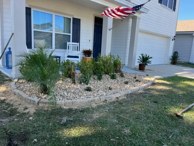 Custom lawn care service in Gainesville, FL by All Pro Lawn & Tree Service