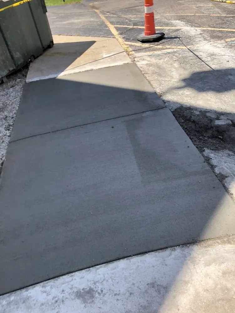 Top-rated yard maintenance near you in Indianapolis, IN by All Pro Lawn Care & Designs