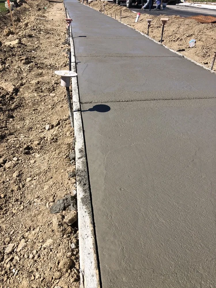 Trusted lawn care service in Indianapolis, IN - All Pro Lawn Care & Designs