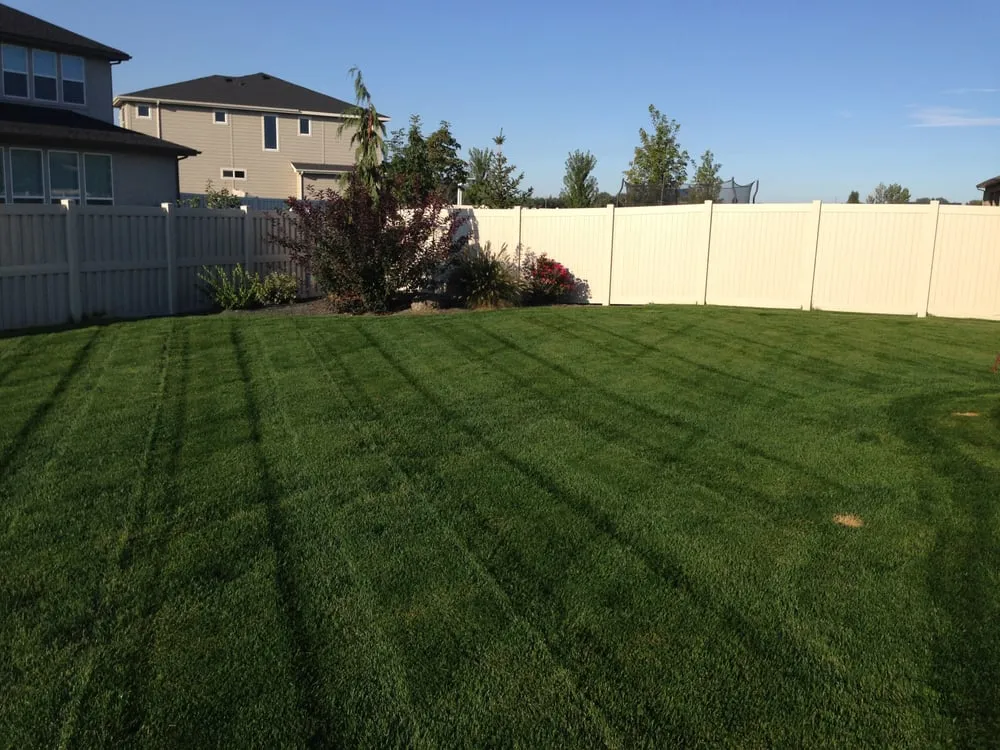 Top-rated lawn mowing service in Boise, ID by All Pro Lawn Service