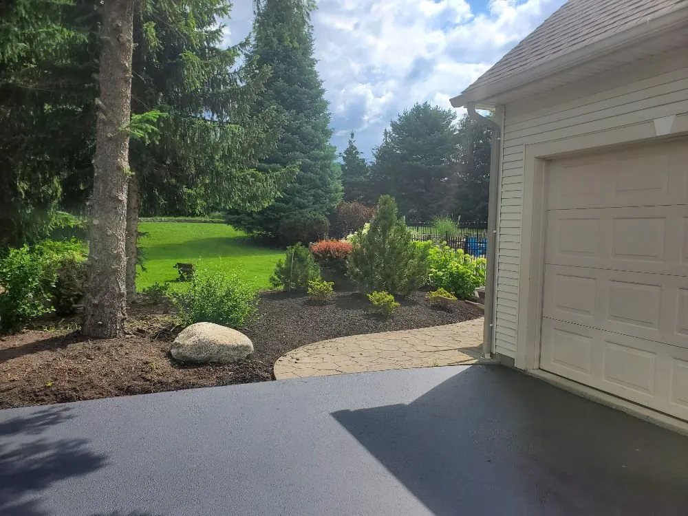 Top-rated yard maintenance in Rochester, NY - All Property Maintenance