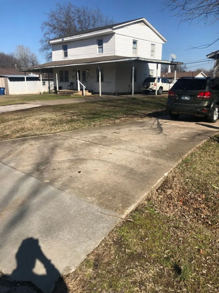 Affordable landscaping services in Tulsa, OK by All purpose care