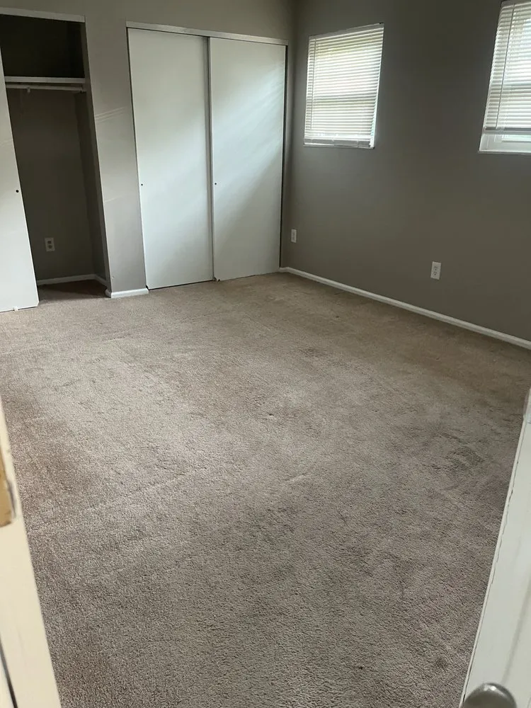 Reliable lawn care service experts serving Florissant, MO - All Purpose Hurst & Sons