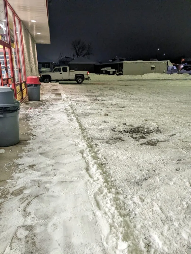 Local yard cleanup service experts serving Sioux City, IA - All Season Construction