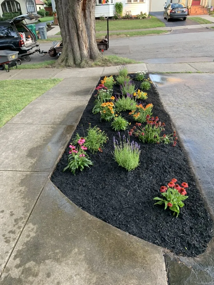 Custom garden landscaping experts serving Rochester, NY - All Season Landscape Management