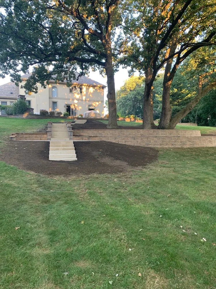 Local lawn mowing service experts serving Orland Park, IL - All Season Landscape Services