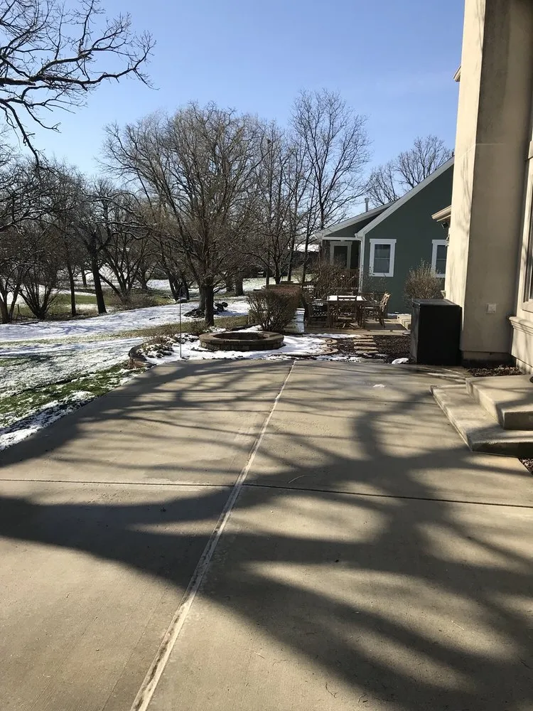 Custom residential landscaping in Orland Park, IL - All Season Landscape Services