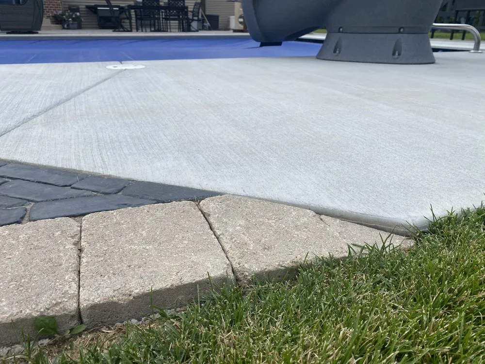 Top-rated yard cleanup service in Orland Park, IL by All Season Landscape Services