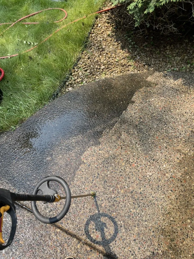 Local yard maintenance in Minnetonka, MN - All Season Solutions