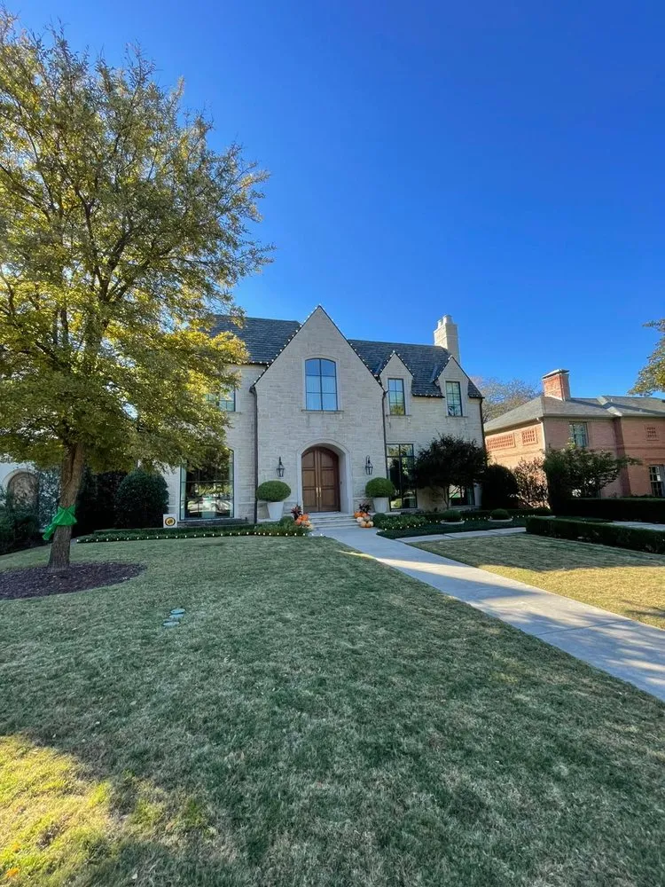 Reliable lawn care service experts serving Lucas, TX - All Season Yard And Light