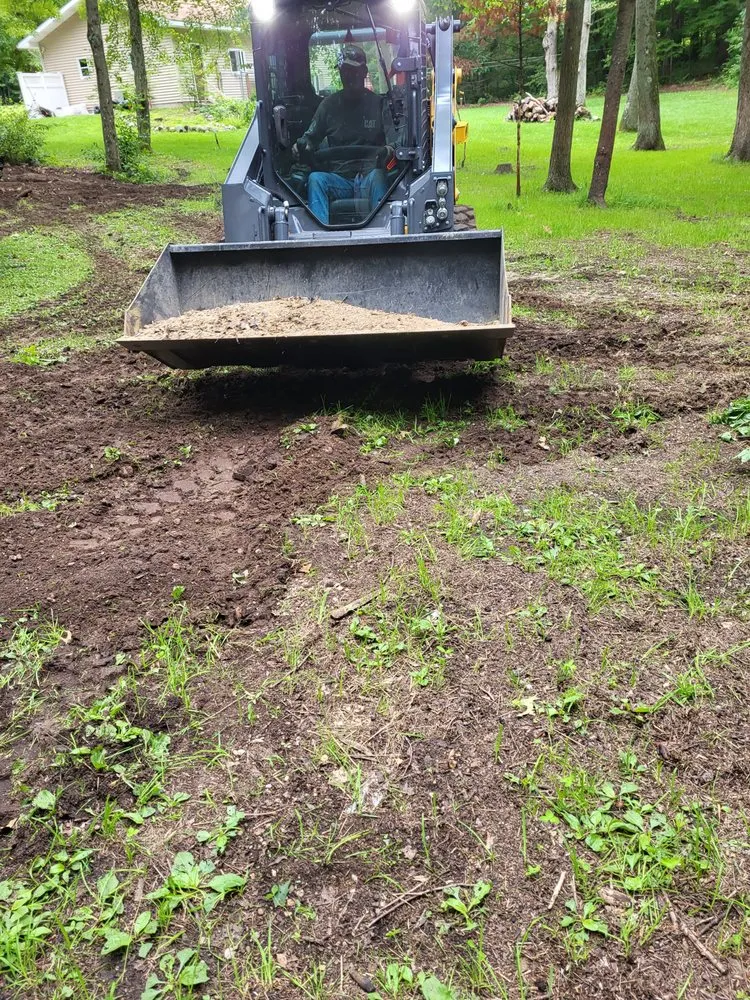Local yard cleanup service for outdoor upgrades across Paris, MI - All Seasons Clean and Haul