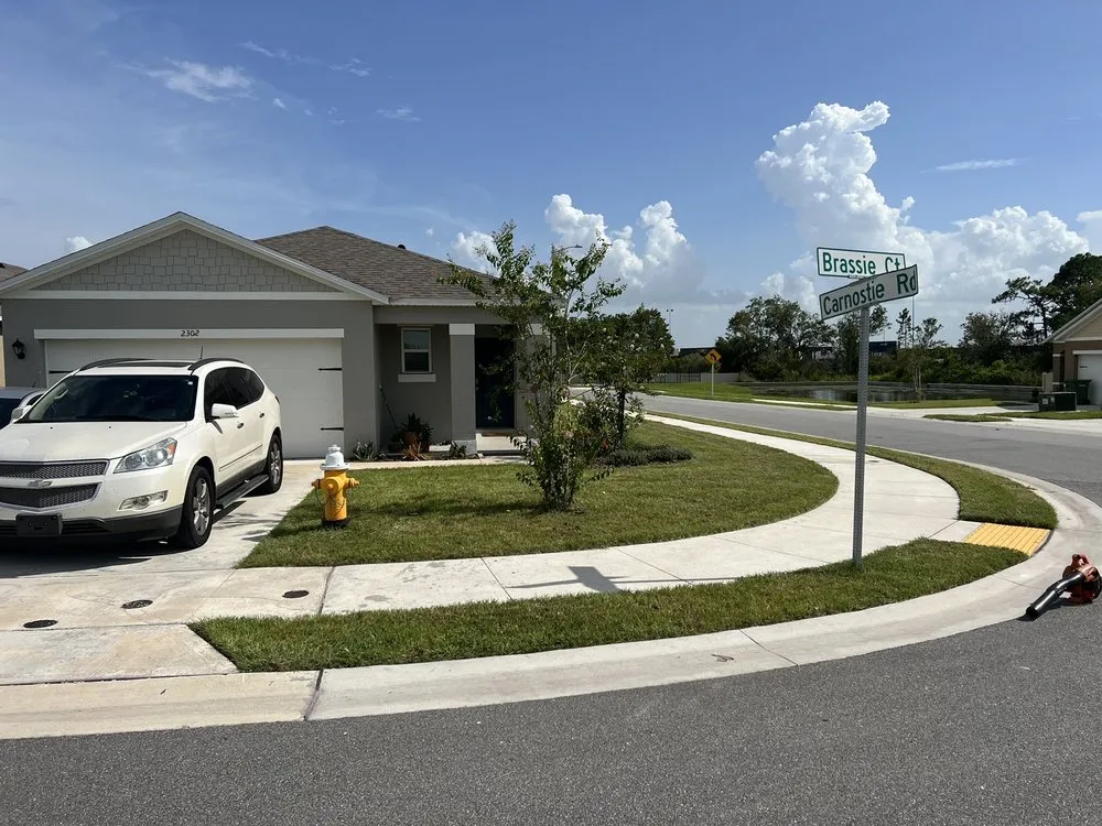 Trusted yard cleanup service for homes across Winter Haven, FL - All Seasons Express Enterprise