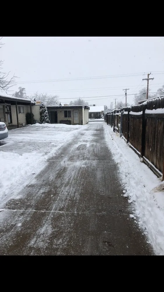 Top-rated lawn mowing service in Roy, UT - All Seasons Grass Maintenance And Snow Removal