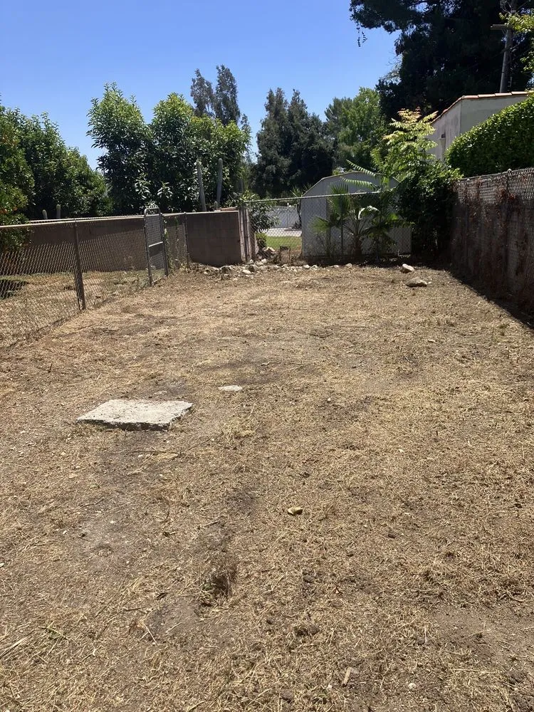 Trusted residential landscaping experts serving Pasadena, CA - All seasons hauling & junk removal