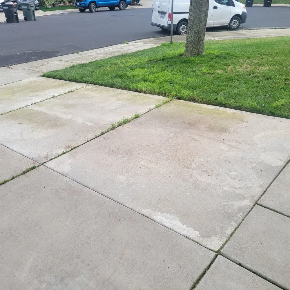 Local lawn mowing service in Turlock, CA - All Seasons Hauling Service