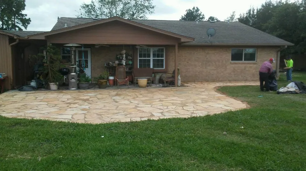 Top-rated yard maintenance in Stafford, TX - All Seasons Landscape and Lighting