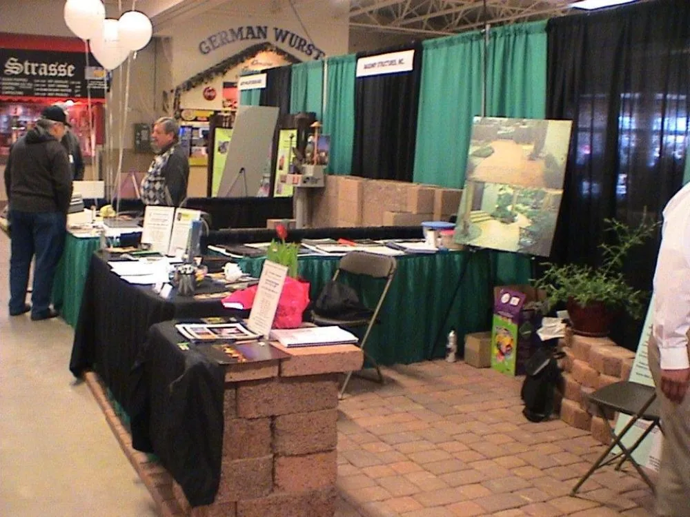 Expert yard maintenance experts serving Rio Rancho, NM - All Seasons Landscape