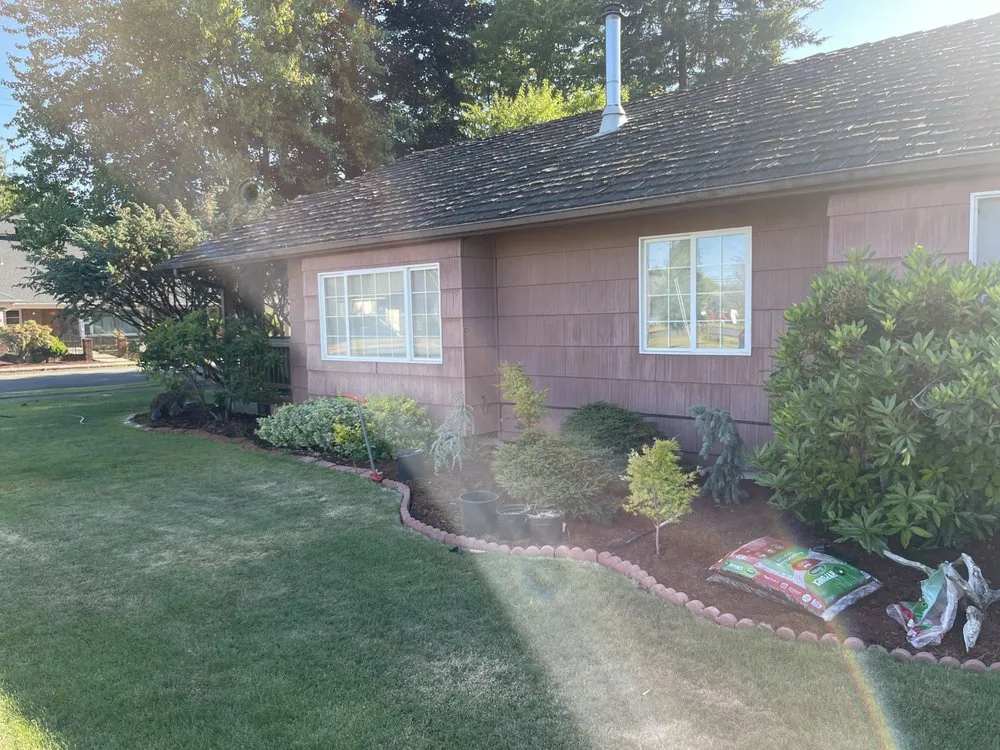 Reliable lawn care service experts serving Elma, WA - All Seasons Landscaping