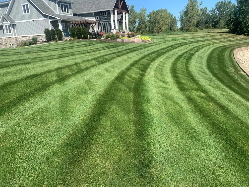 Local residential landscaping experts serving Muncie, IN - All Seasons Landscaping