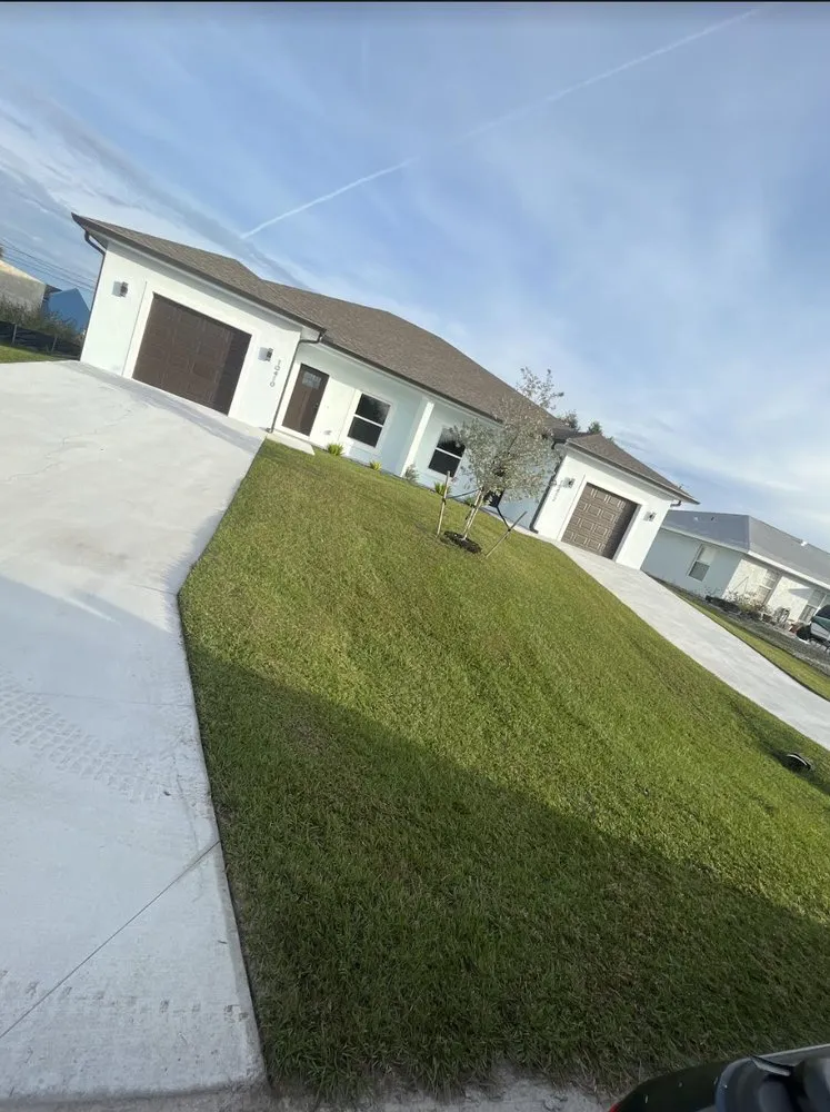 Trusted garden landscaping for residential properties in Port Charlotte, FL by All Seasons Lawn Care