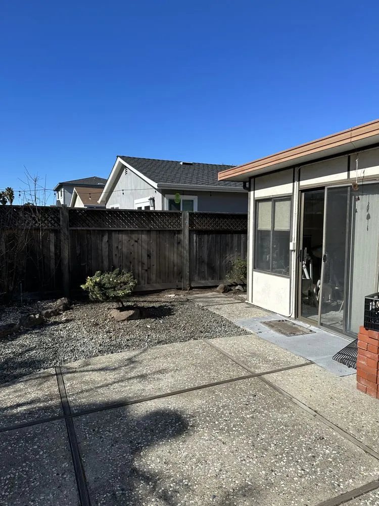 Custom yard cleanup service for year-round maintenance in Oakland, CA by All Seasons Lawn Care Services