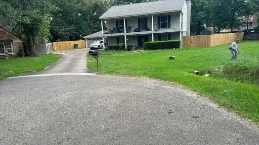 Top-rated yard maintenance for residential properties in Houston, TX by All Seasons Lawn Maintenance