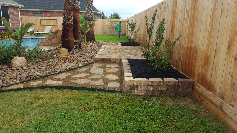 Reliable lawn mowing service in Houston, TX by All Seasons Lawn Maintenance