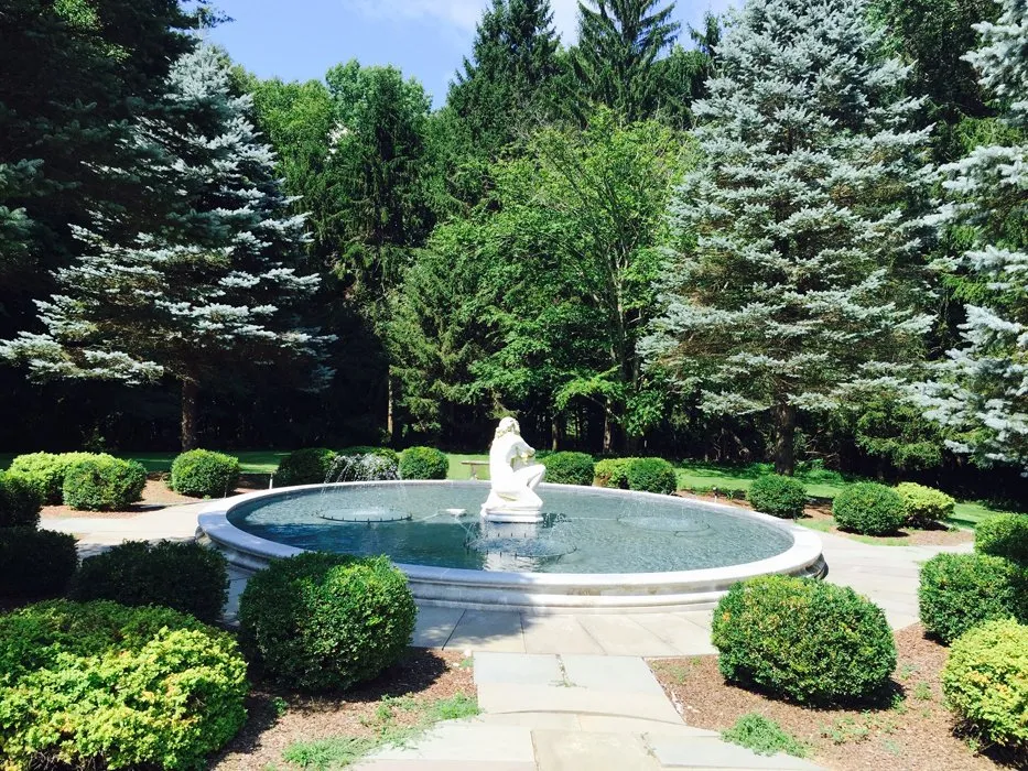 Expert yard maintenance in Brookfield, CT - All Seasons Maintenance