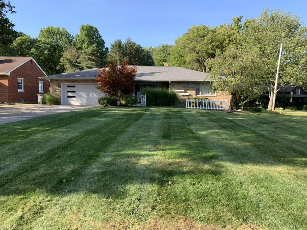 Affordable lawn mowing service in Parma, OH - All Seasons Mow and Snow