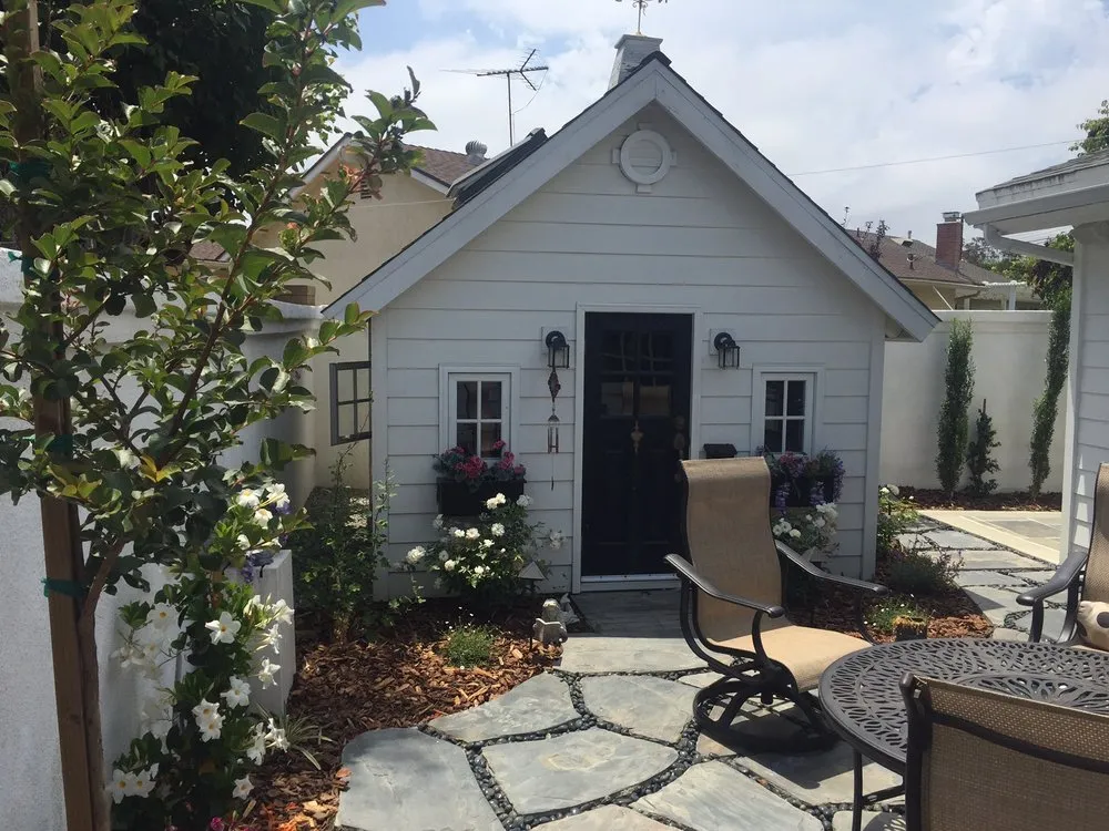 Reliable yard cleanup service in Corona Del Mar, CA - All Seasons Sprinkler and Landscaping