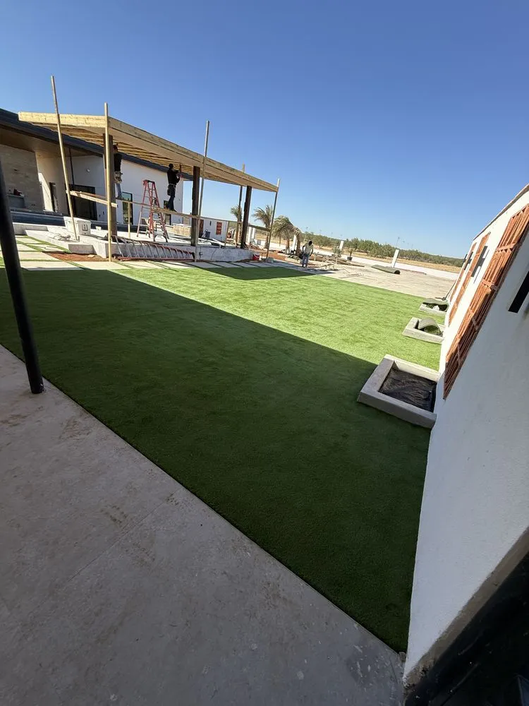 Local outdoor landscaping experts serving Laredo, TX - All-Seasons Turf + Design