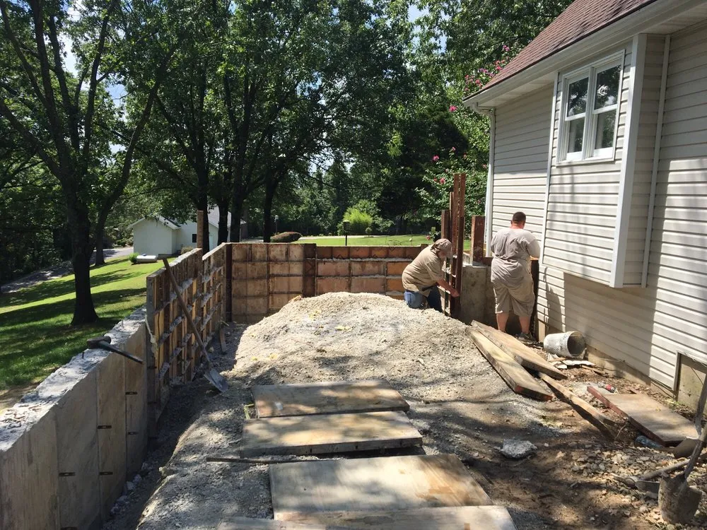 Affordable yard maintenance near you in Blue Eye, MO by All Star Concrete