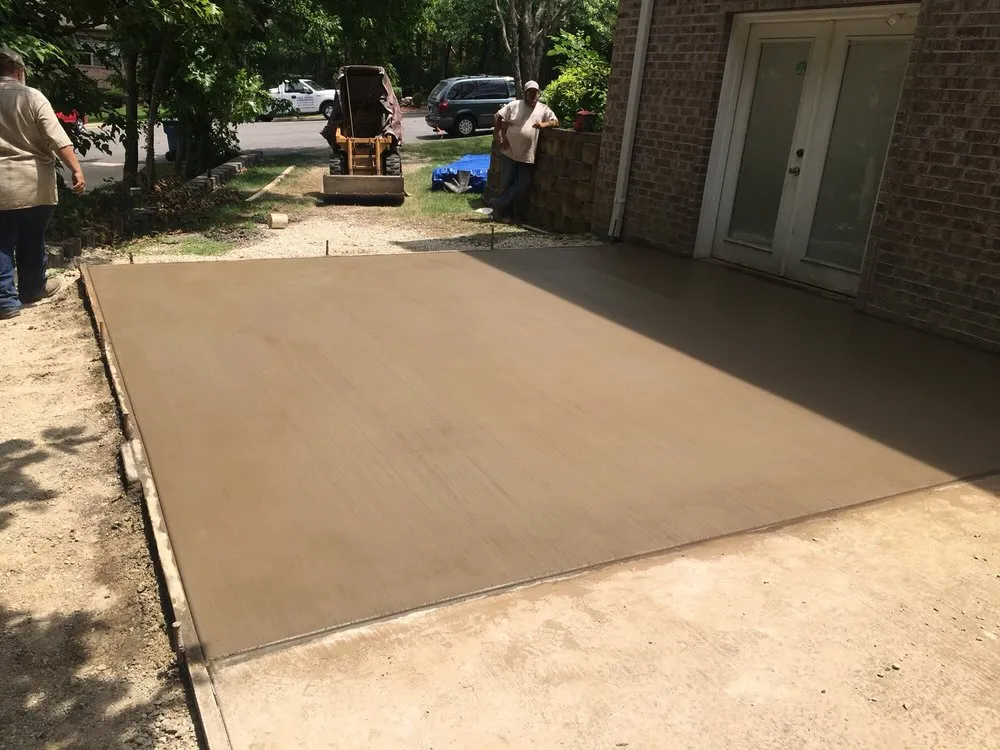 Local yard maintenance for homes across Blue Eye, MO - All Star Concrete