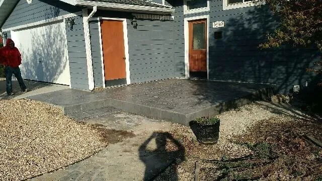 Reliable landscaping services experts serving Blue Eye, MO - All Star Concrete