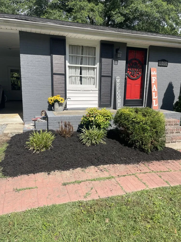 Custom yard maintenance in Trinity, NC - All-Star Landscaping