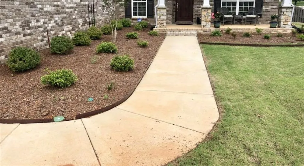 Local yard cleanup service in Huntsville, AL by All Star Lawncare