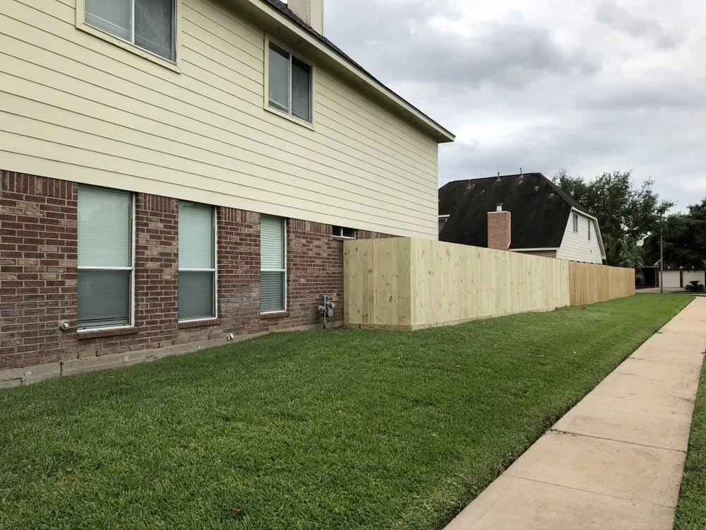 Expert yard cleanup service in Missouri City, TX by All-Star Renovations