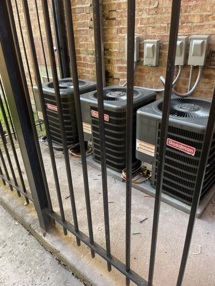 Expert yard maintenance in Flossmoor, IL by All Styles Painting and Construction