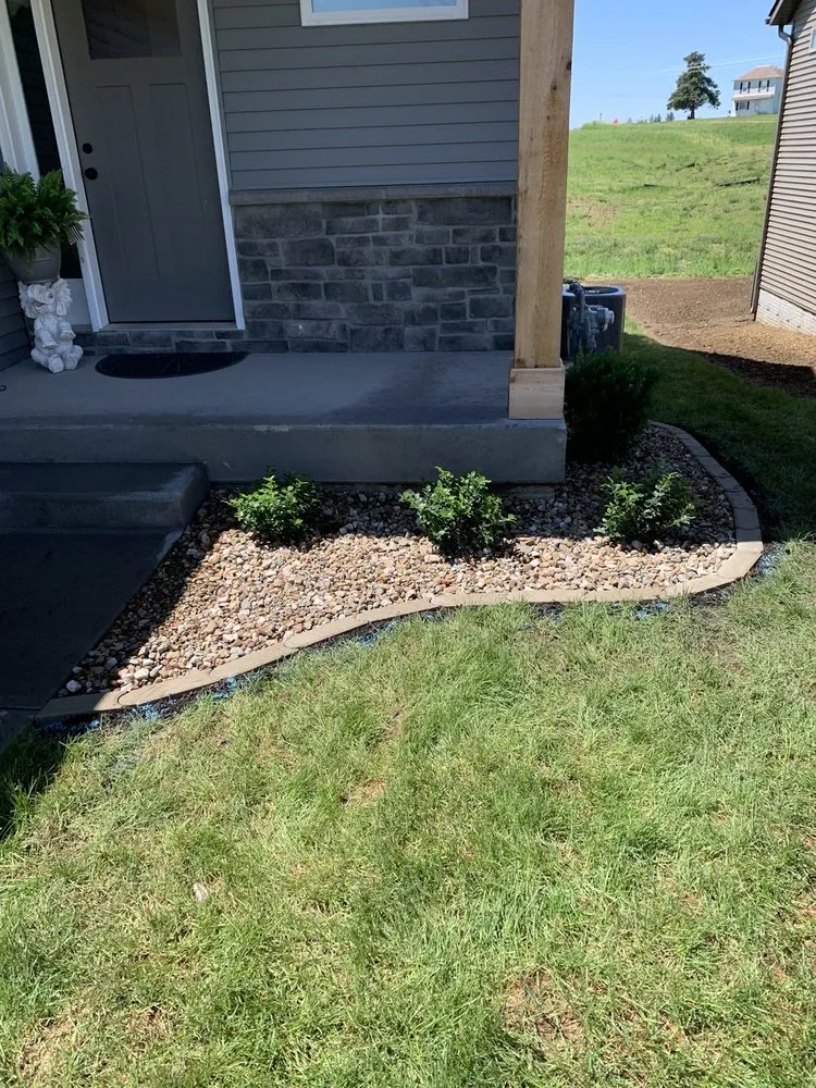 Local outdoor landscaping experts serving West Liberty, IA - All Terra Landscape & Design