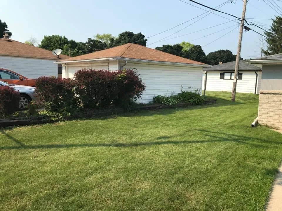 Custom lawn mowing service for outdoor upgrades across South Milwaukee, WI - All The Family