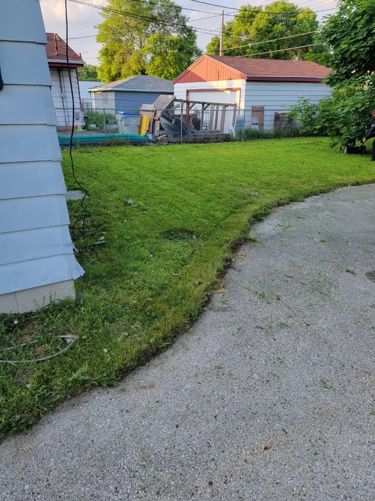 Top-rated landscape installation in South Milwaukee, WI by All The Family