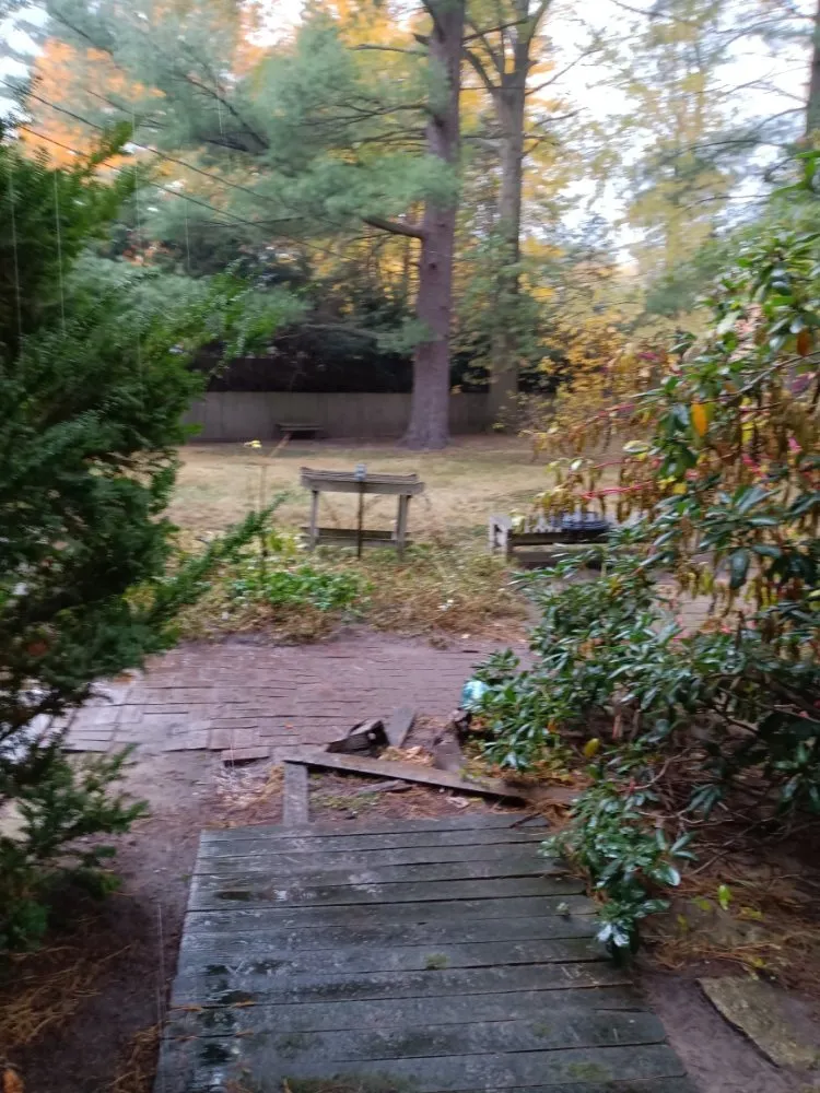 Reliable garden landscaping in Michigan City, IN by All The Rage Landscaping