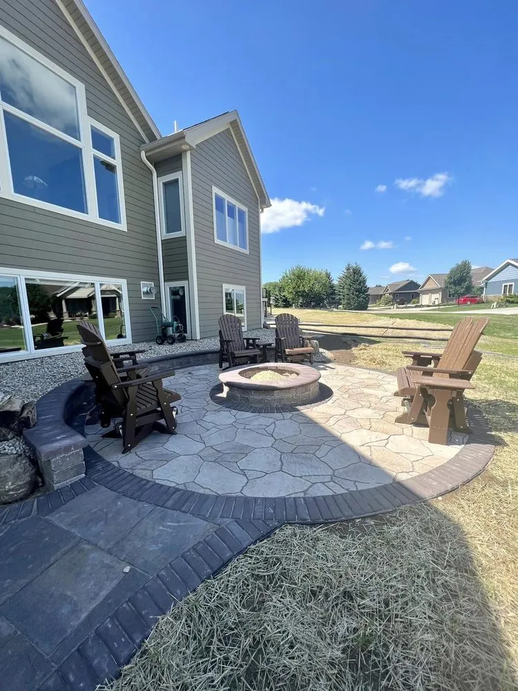 Top-rated outdoor landscaping in Waunakee, WI by All-Tim-It Landscaping