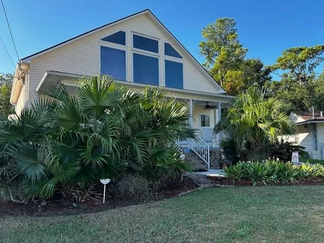 Custom yard maintenance in New Orleans, LA by All Trades Nola