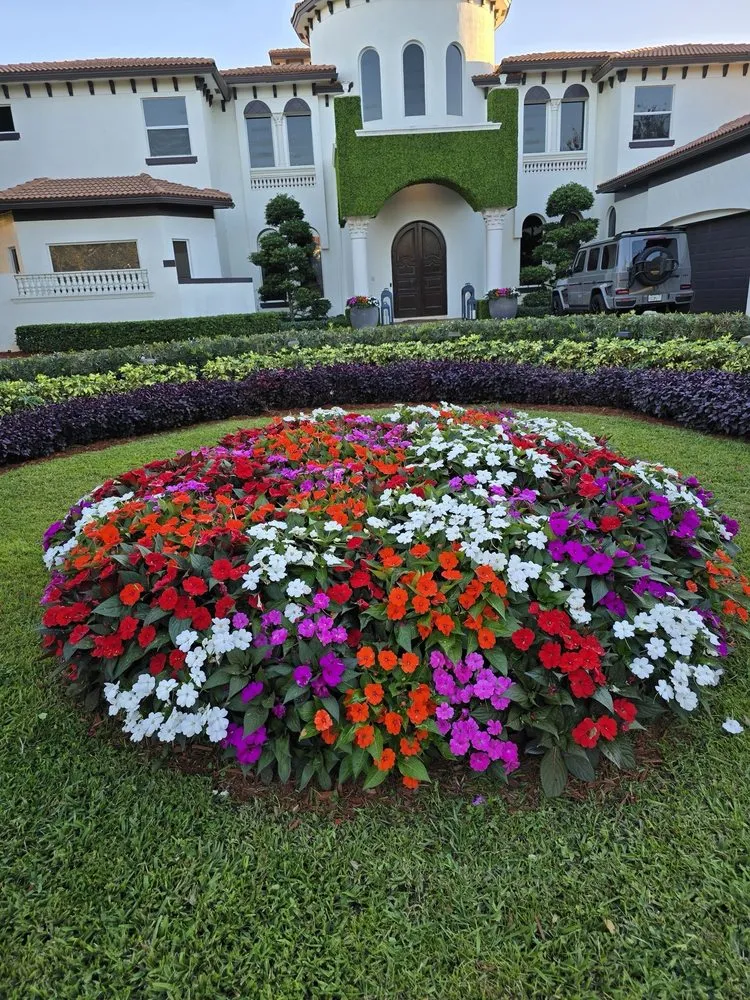 Reliable lawn mowing service for year-round maintenance in Fort Lauderdale, FL by Allan Mendoza Landscaping & High Power Pressure Cleaning