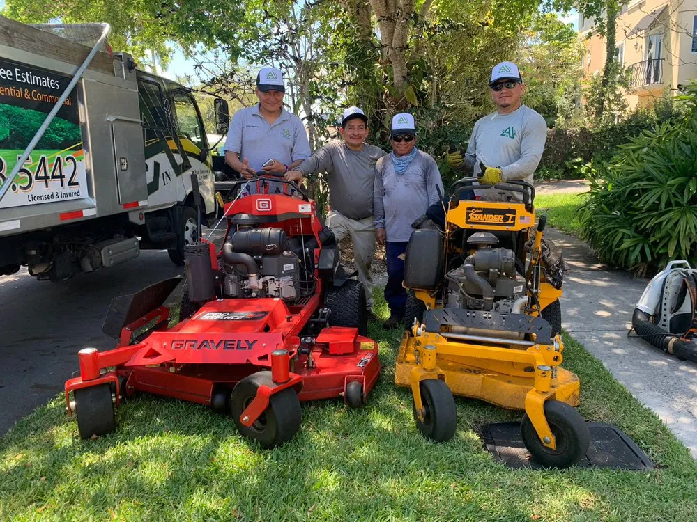 Expert lawn care service in Fort Lauderdale, FL by Allan Mendoza Landscaping & High Power Pressure Cleaning