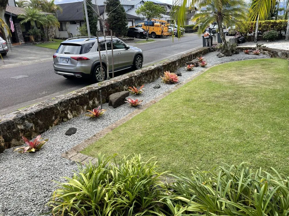 Reliable lawn mowing service in Honolulu, HI - Allan Yard Maintenance and Landscaping